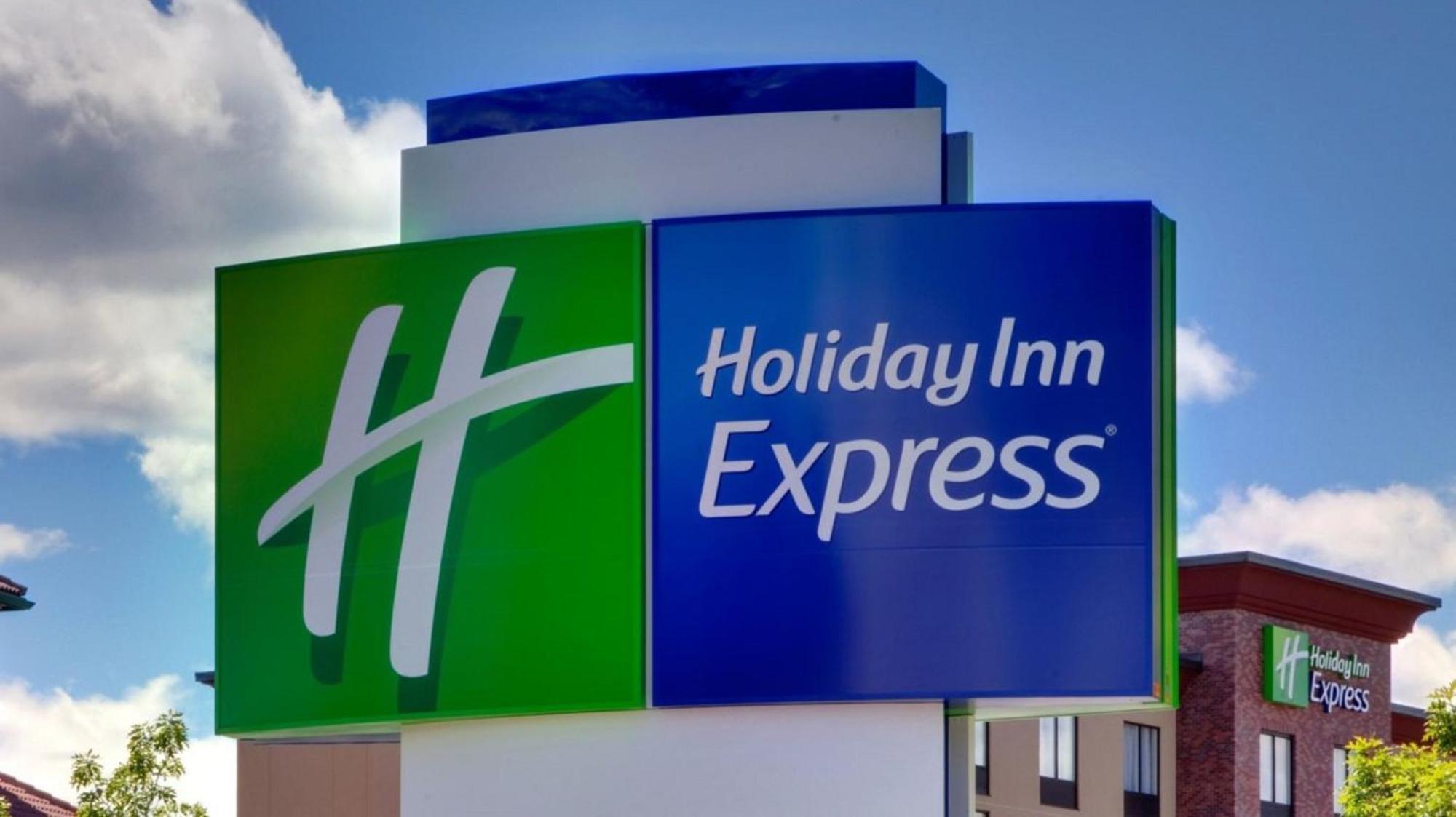 Holiday Inn Express & Suites Oklahoma City Northwest By Ihg Hotel Oklahoma City