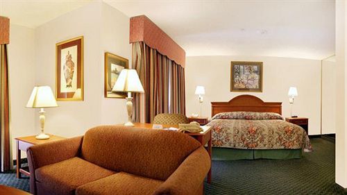 Hotel Holiday Inn Express & Suites Oklahoma City Northwest By Ihg Oklahoma City